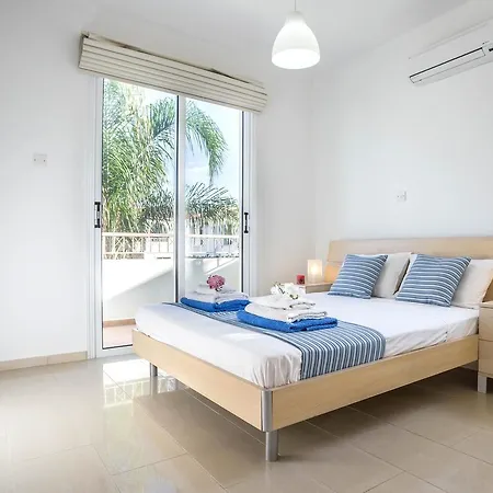 Villa Costas
