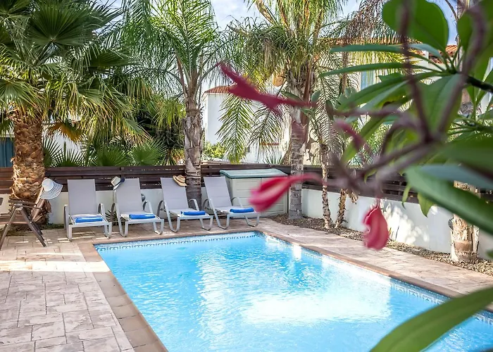 Costas Villa Protaras